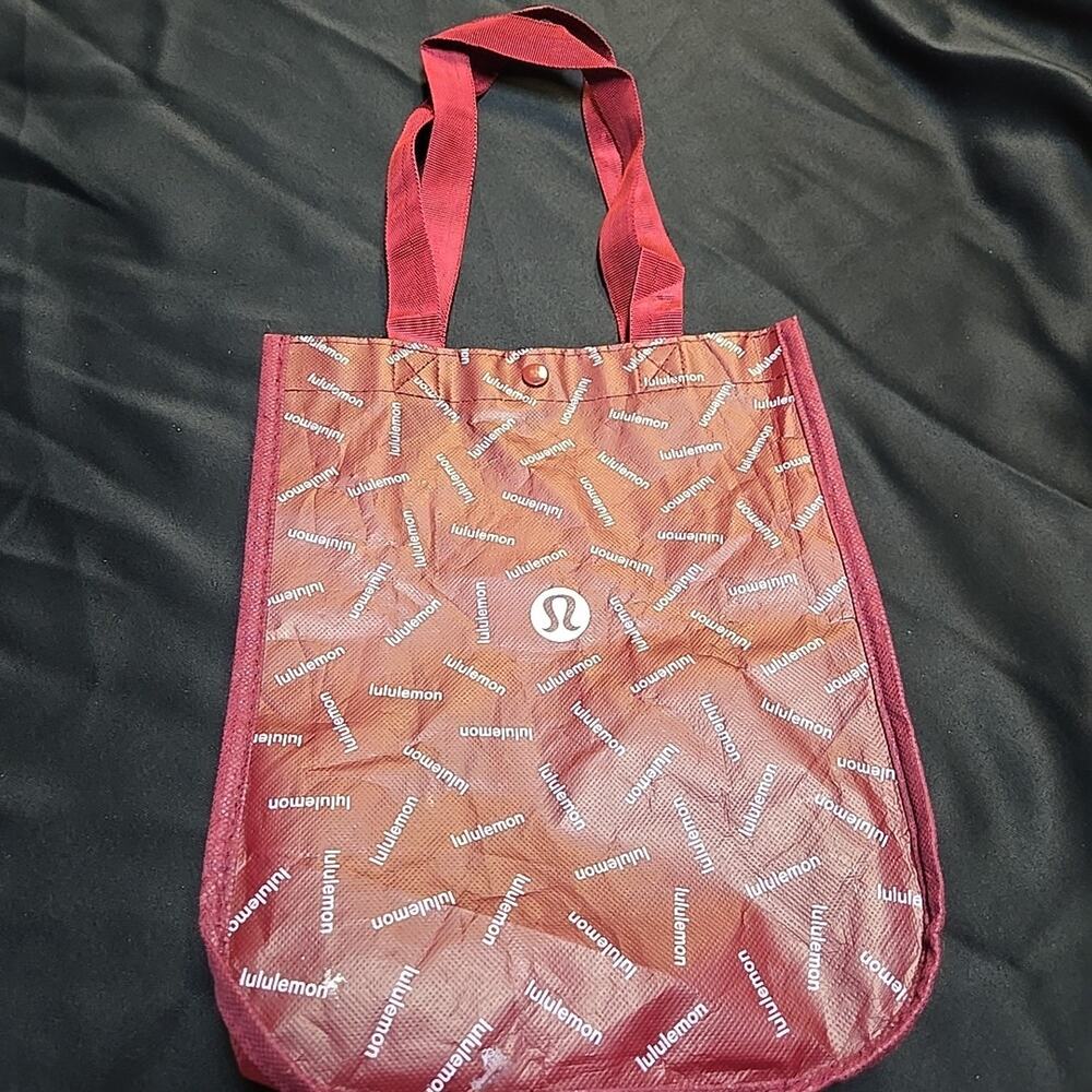 Lululemon Small Reusable Shopping Tote Bag Red Logo Monogram